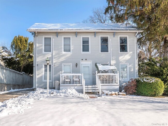 Building Photo - 12 Rams Hill Unit upper