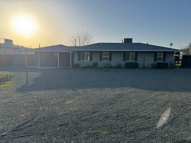 Photo - 3217 Sugarloaf Mountain Rd