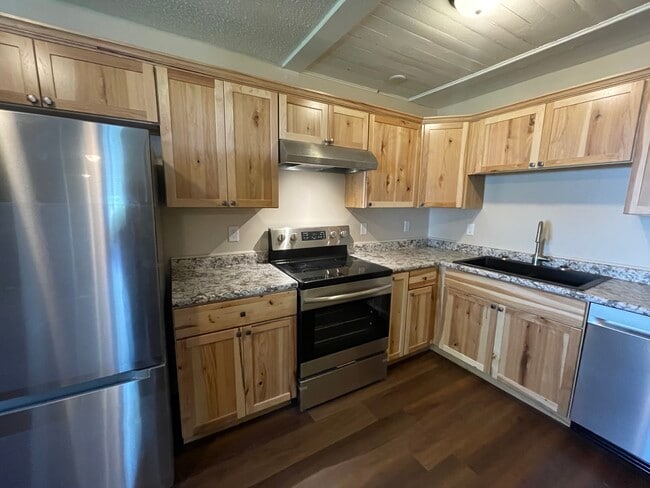 Photo - 1134 Birchmont Dr NE Unit A