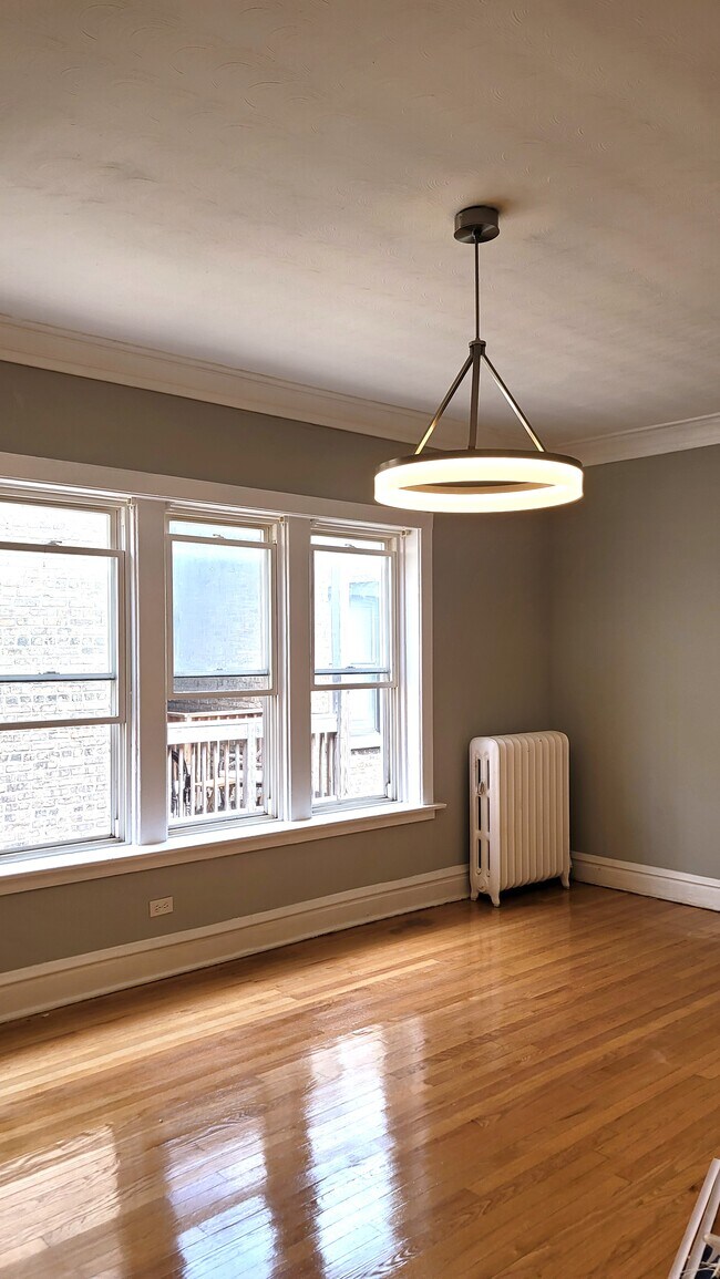 Dining Room - 6733 S Merrill Ave