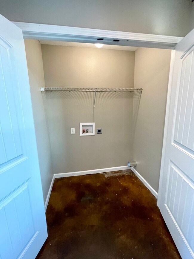 Photo - 1730 Tara Dr
