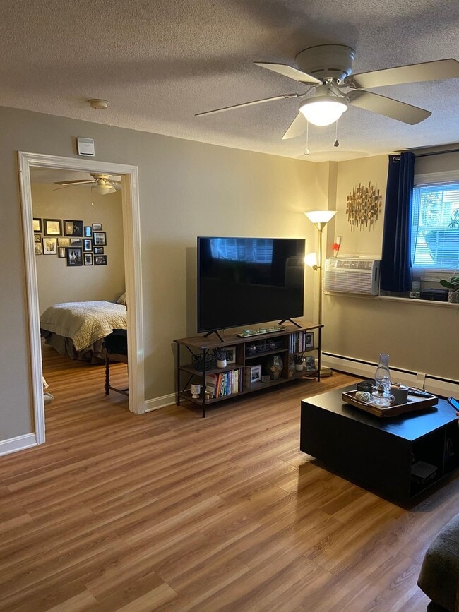 Photo - 25 Arlington Rd Unit 3 2