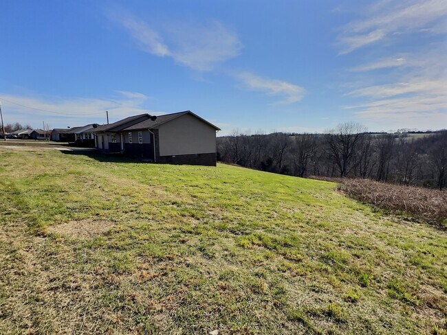 Photo - 6511 Harmon Rd N