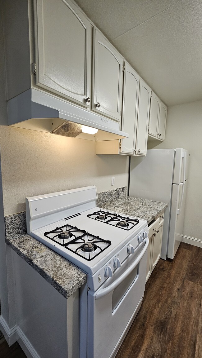 Boulder Springs Apartments