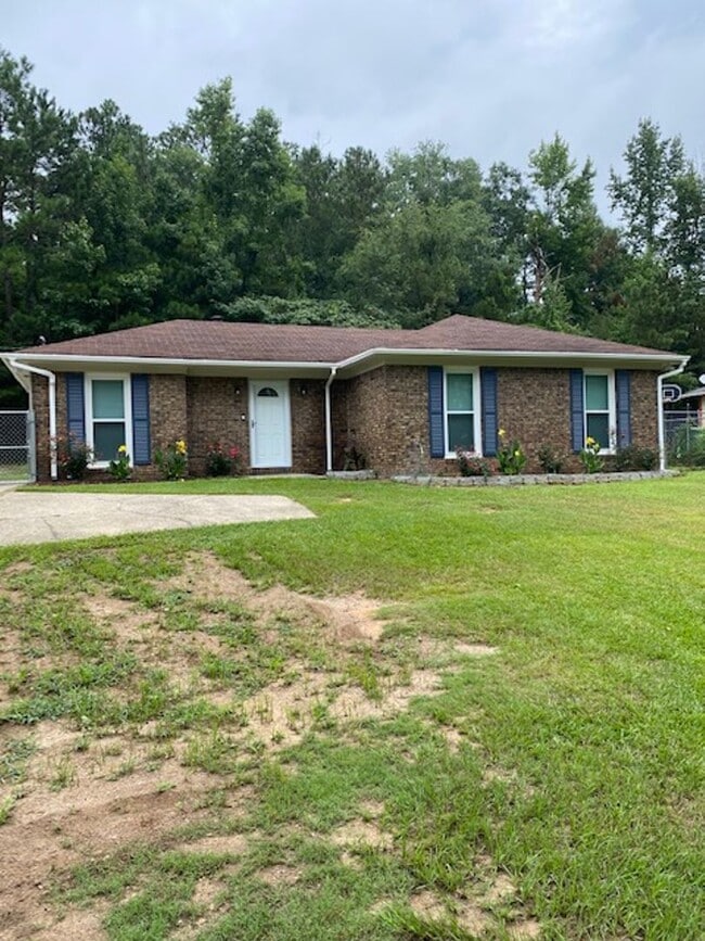Building Photo - Totally Remodeled and Ready for YOU. Rental