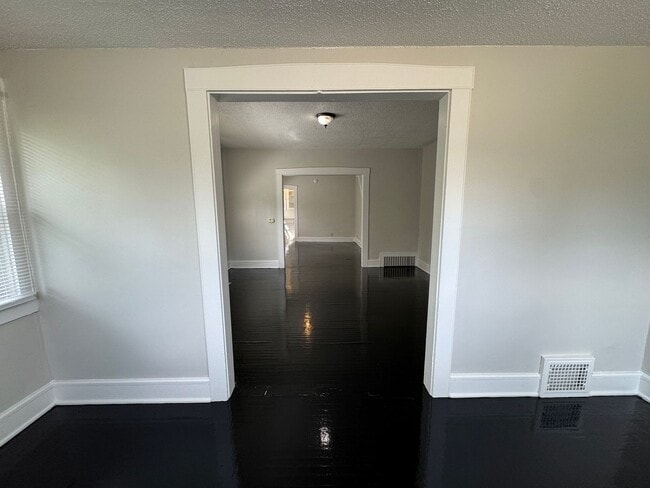 Photo - 1136-1138 Fairfield Ave Unit 1136 Fairfield Avenue