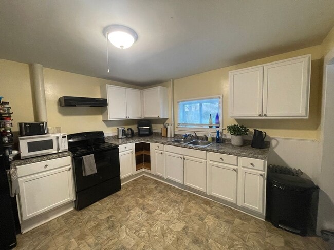 Photo - 7-9 King Street Unit 9