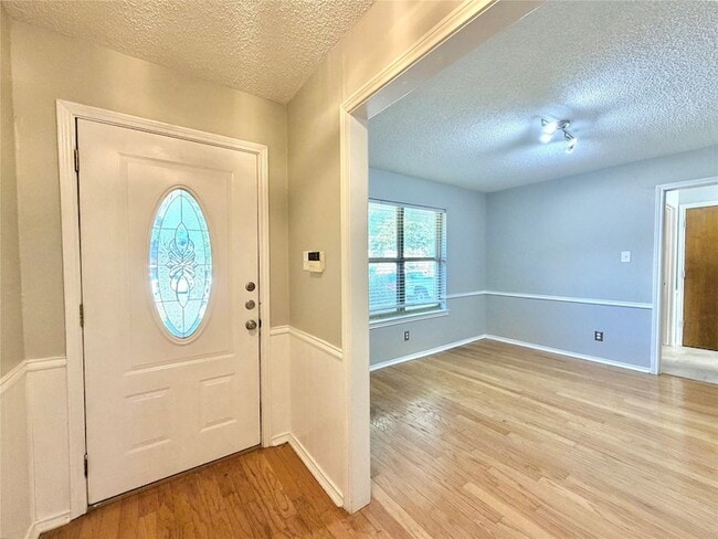 Photo - 1821 Broadway St