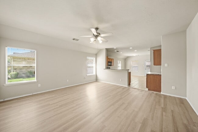 Photo - 2134 Vermillion Oak St