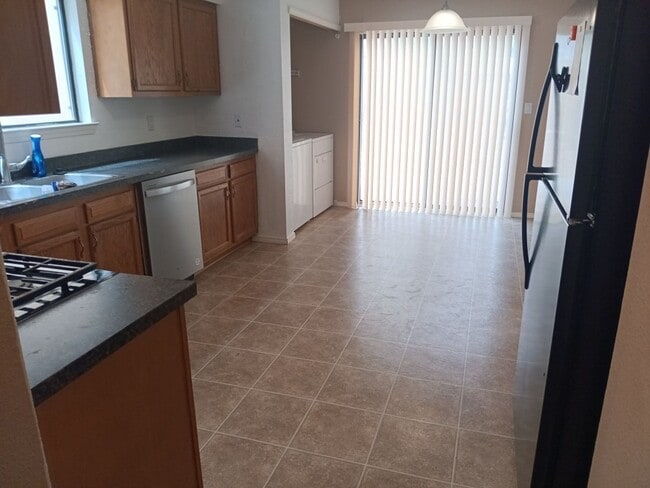Photo - 3 Bedroom, 2.5 Bathroom Home! Schedule a Showing Today!
