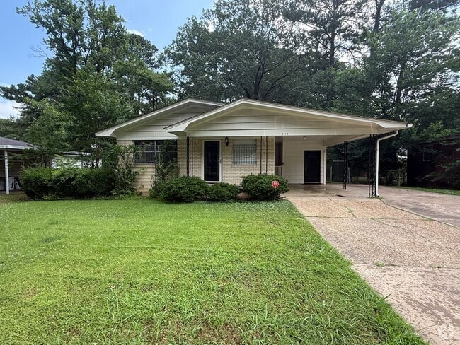 Building Photo - 9115 Oak Grove Ln Rental