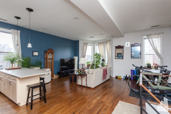 Building Photo - 2209 W Race Ave Unit 1 Rental