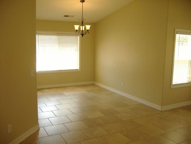 Photo - 135 Nightfall Rd