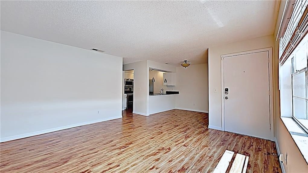 Livingroom - 304 S Habana Ave (Tampa, FL)