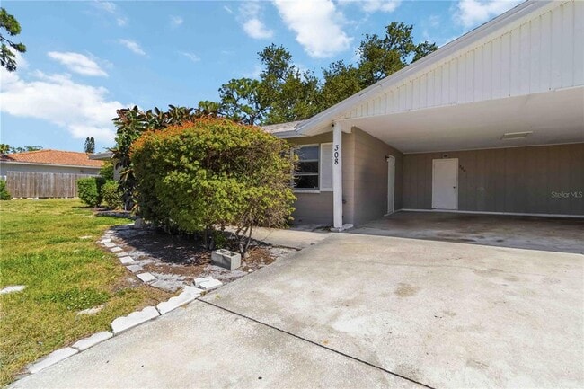 308 Lantana Ave