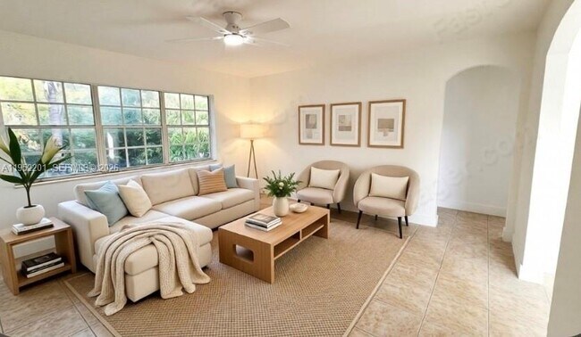 Photo - 74 NW 31st St Unidad 2