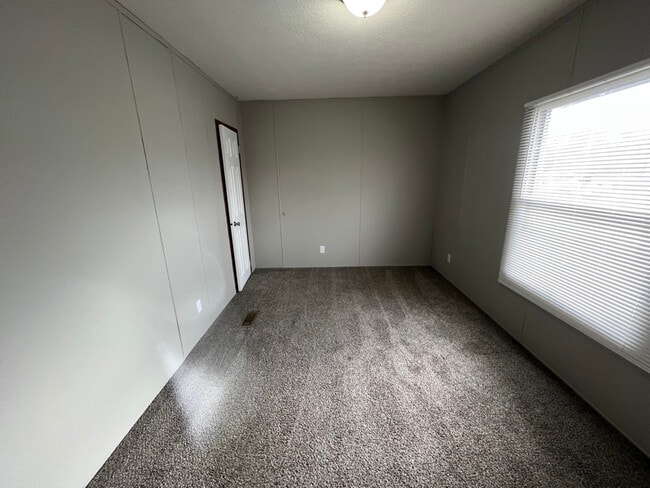 Photo - 54 Locust St