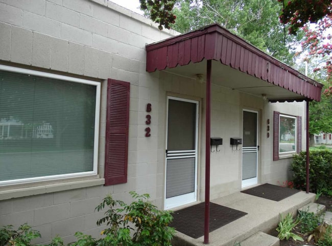 Photo - 632 N 5th E St