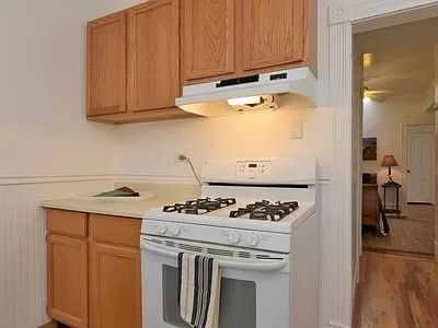 Photo - 144 W Cedar Ave