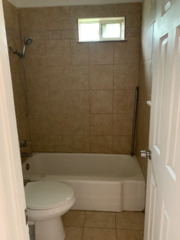 Photo - 515 S 52nd St