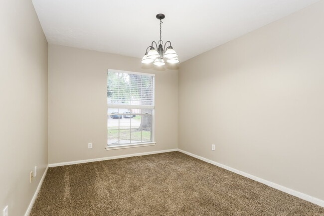 Photo - 12119 Bowsman Dr