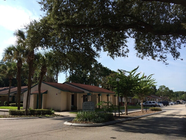 Photo - Maitland Oaks
