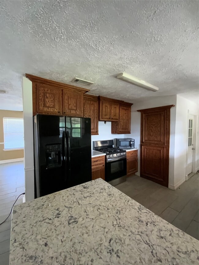 Photo - 515 S Burnett Dr