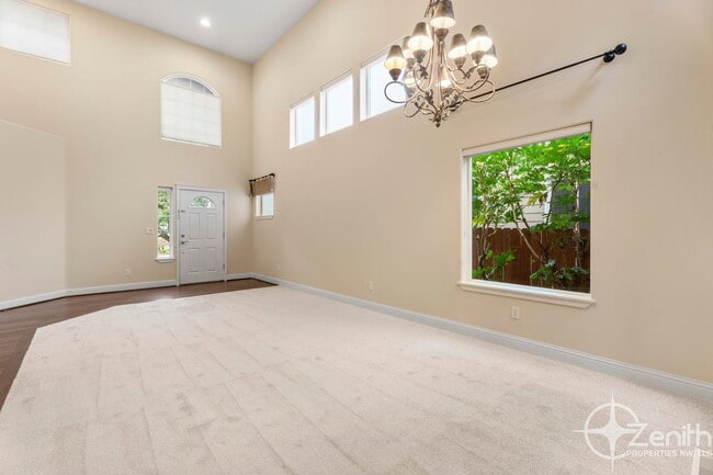 Photo - 2903 NE 184th Ave