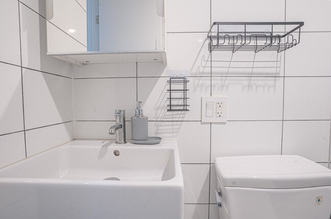 Photo - 703 Jefferson Ave Unit SI ID1359077P