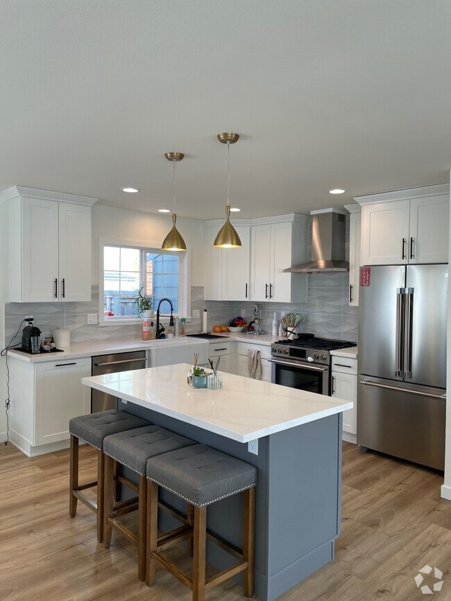 Building Photo - 20131 20th Ave NW Rental