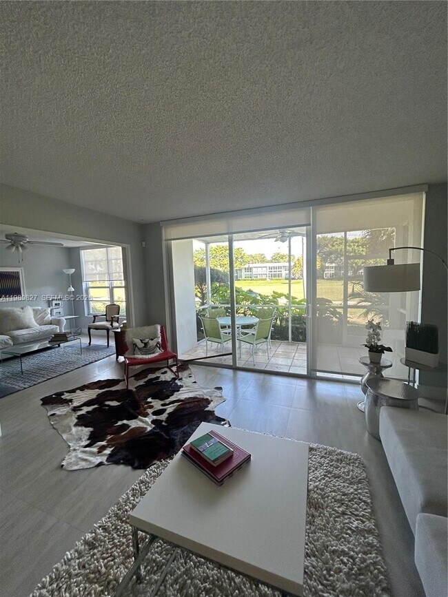 Photo - 4017 N Cypress Dr Unit 102