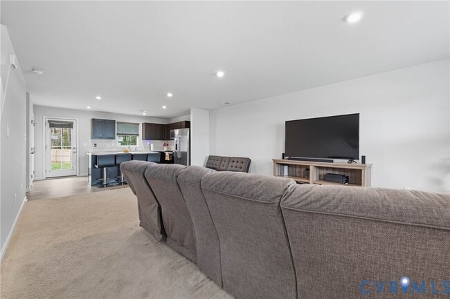 Photo - 261 Chanticleer Dr