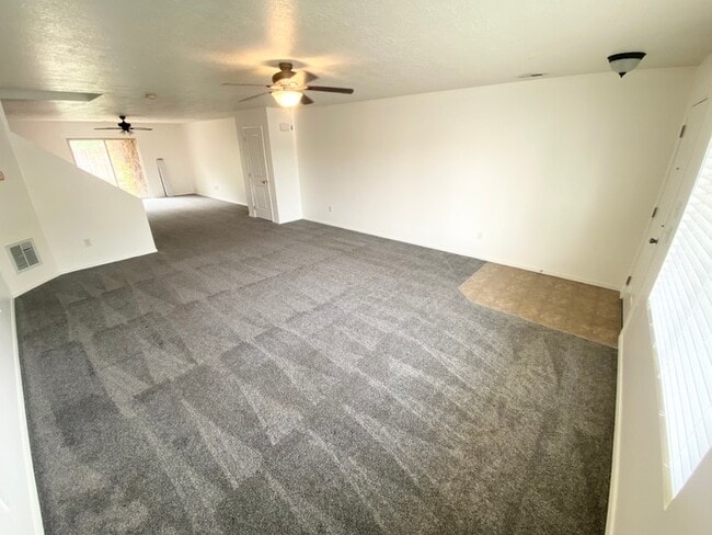 Photo - 1243 W 520 S