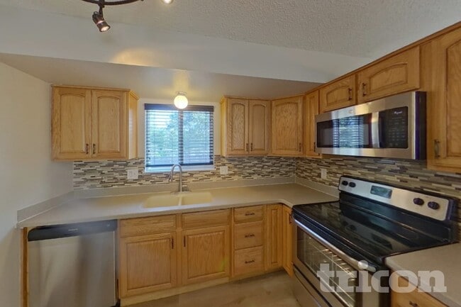 Photo - 2674 Deliverance Dr