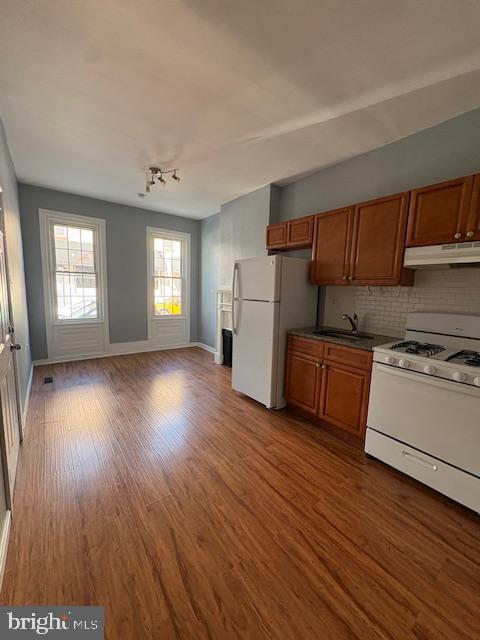 Photo - 923 N 28th St