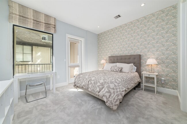Photo - 2221 Welch St Unit 201