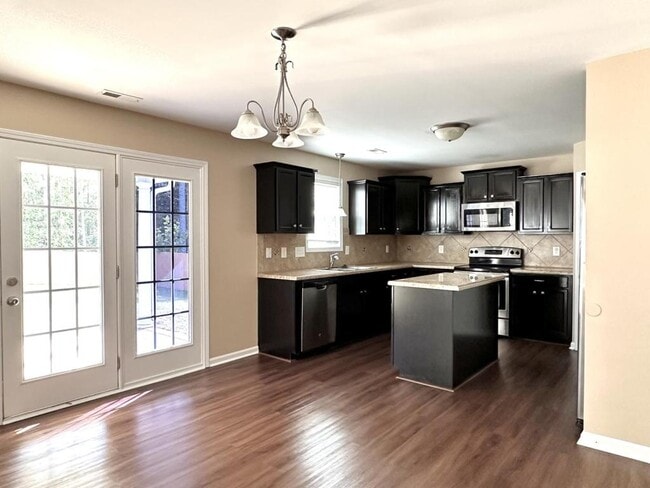 Photo - 3017 Cricket Rd