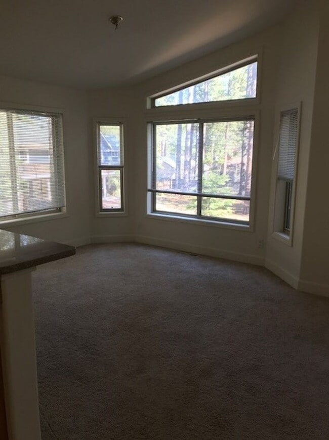 Photo - 699 Eloise Ave Unit B