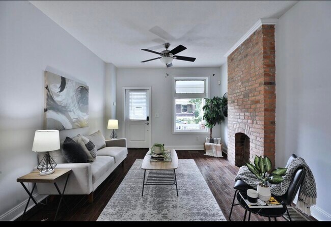 Photo - 742 Oakwood Ave
