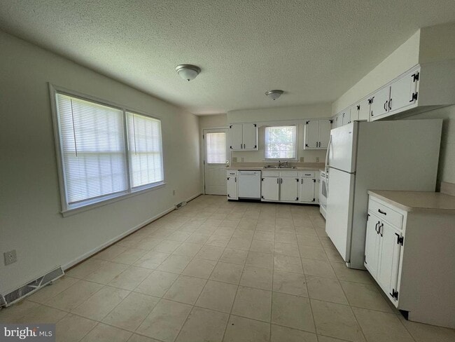 Photo - 5516 Bounds St