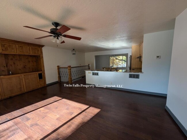Photo - 548 Park Meadows Cir