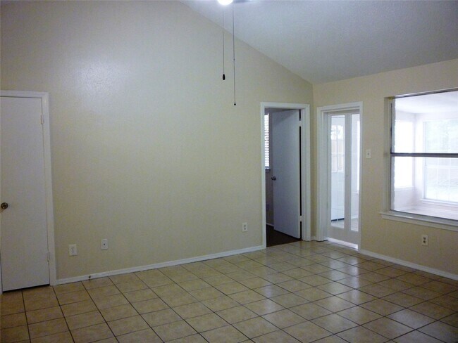 Photo - 7207 Grackle Dr