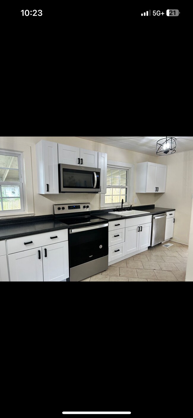 Photo - 131 Druid Dr