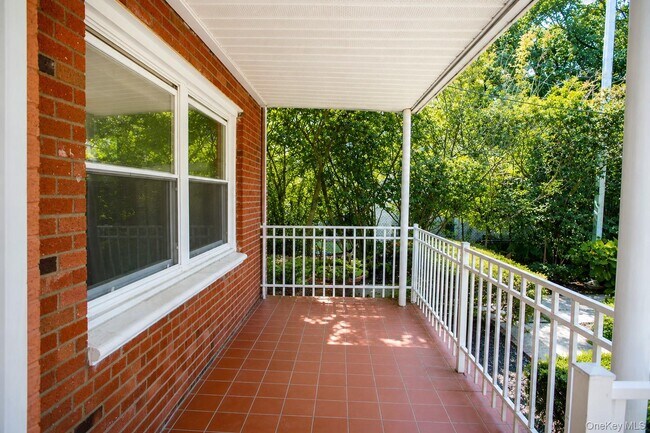 330 E Broadway Unit 107