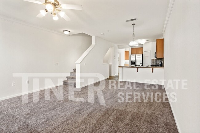 Photo - 50 Regency Park Cir Unidad #12102