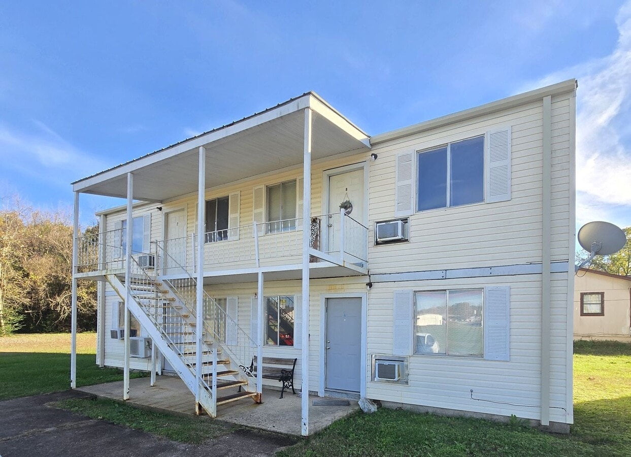 1 Bed/1 Bath Partial Utilities Included Apartment in Melbourne - 1 Bed/1 Bath Partial Utilities Included Apartment in Melbourne Unit 1