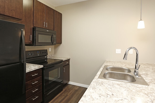 Latitude Apartments