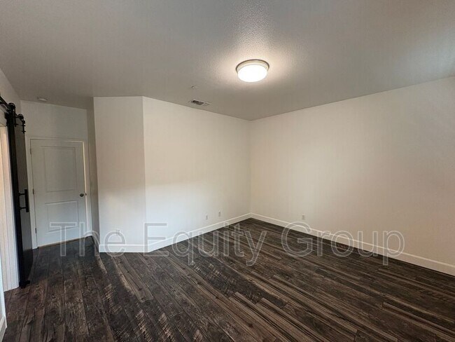 Photo - 3017 Bora Ave