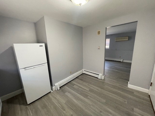 Photo - 80 Sea St Unit 2