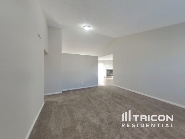 Photo - 25 Suncrest Dr